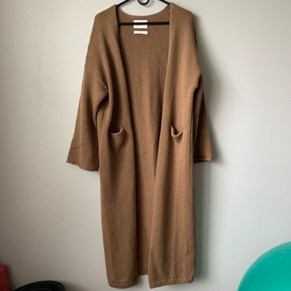 Long Shawl Cardigan in Camel